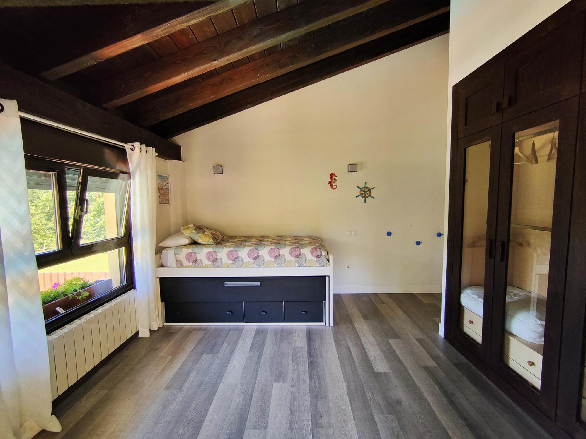 Chalet Con Piscina Climatizada En La Naturaleza Areatza المظهر الخارجي الصورة